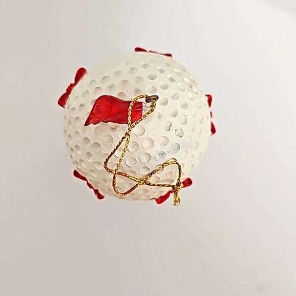 Unbranded Santa in Golf Ball Hot Air Balloon w/Golf Club Holding it Together 4" - Picture 3 of 6